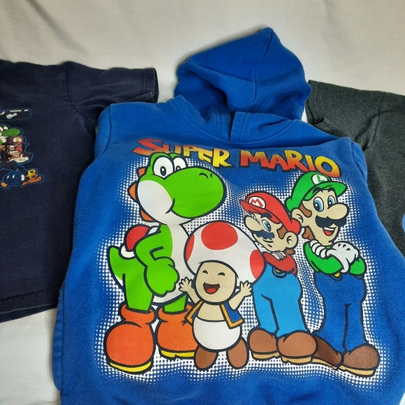 Super Mario t's and hoodie - Picture 4 of 11